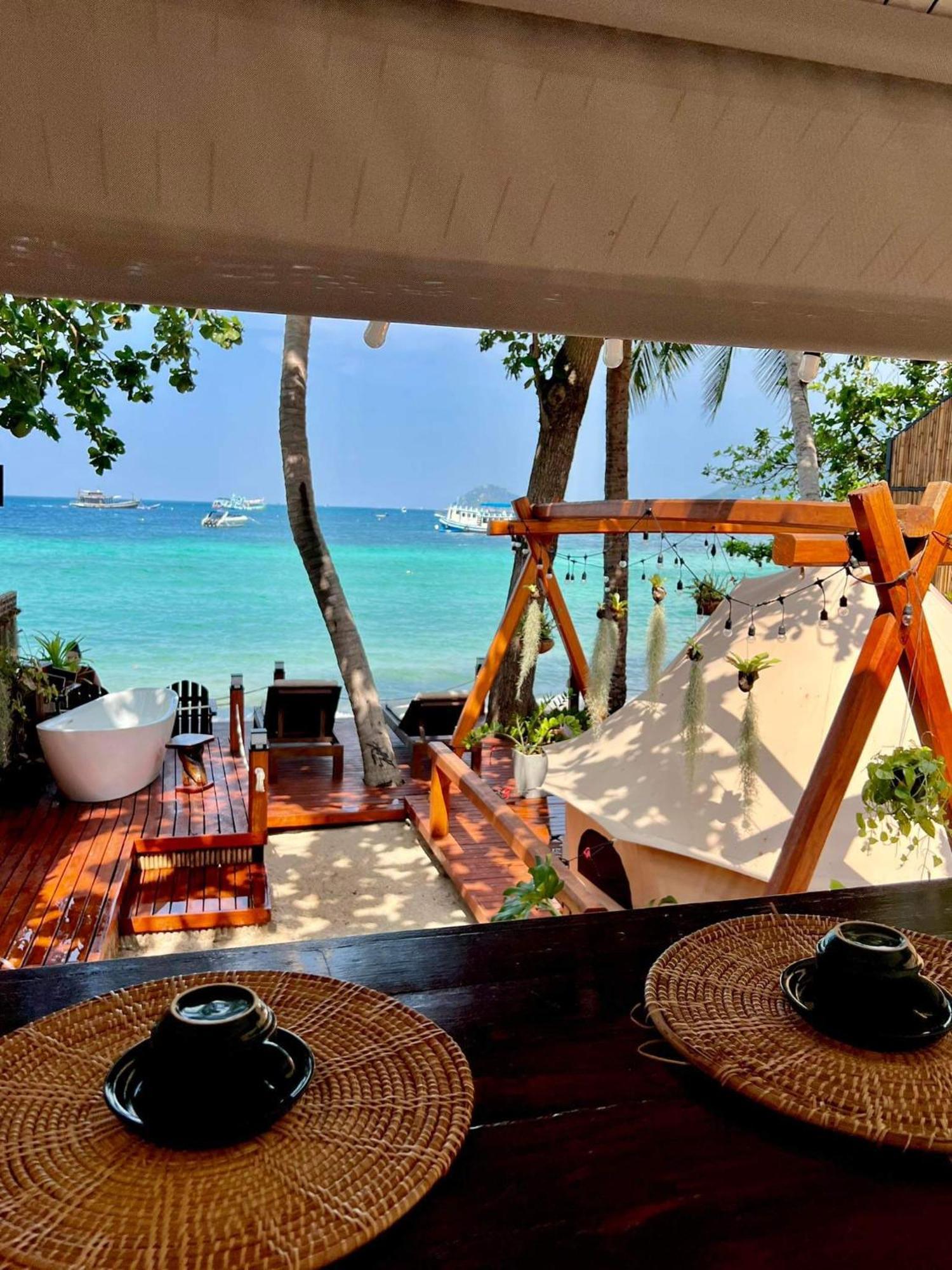 Natures Edge Beachfront Luxury Glamping Tau-sziget Kültér fotó