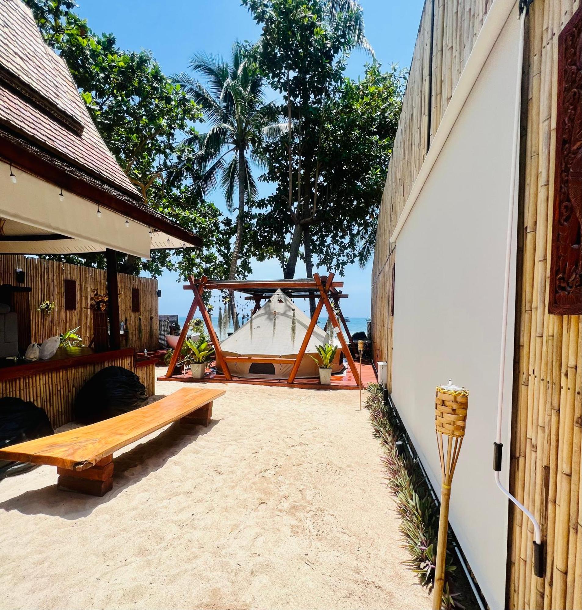 Natures Edge Beachfront Luxury Glamping Tau-sziget Kültér fotó